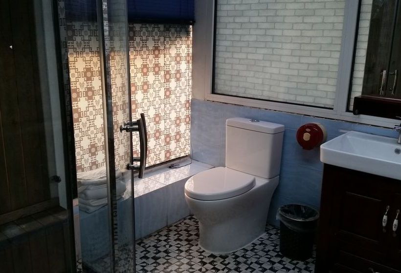 Hotel Tiananmen Best Year Courtyard