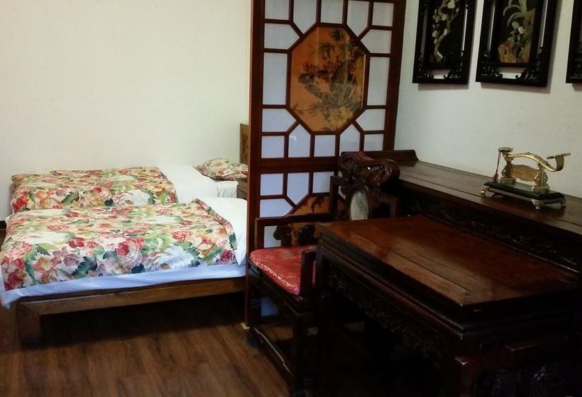 Hotel Tiananmen Best Year Courtyard