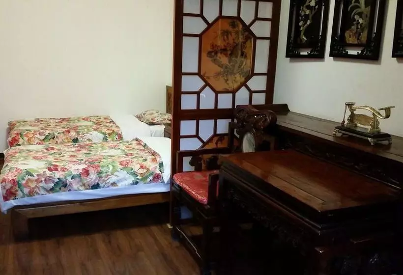 Szálloda Tiananmen Best Year Courtyard