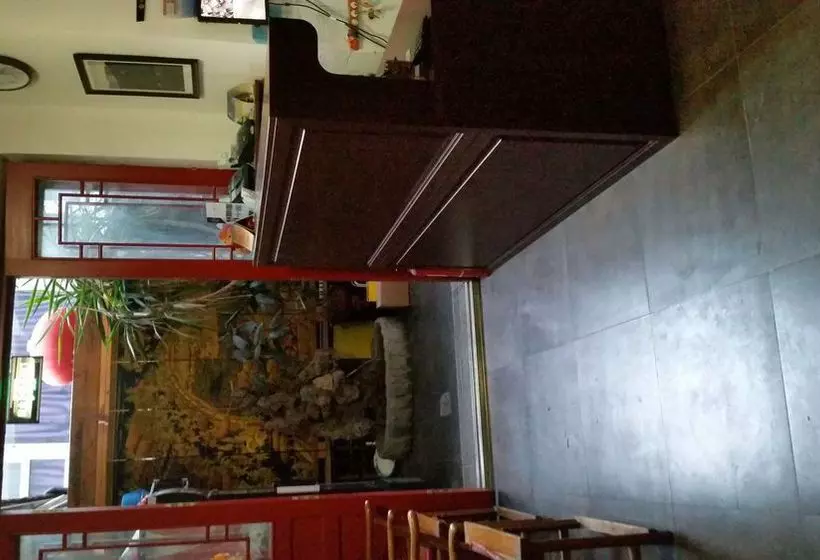 Szálloda Tiananmen Best Year Courtyard