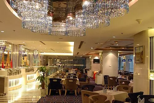 בית מלון כפרי Titan Times