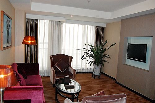 Отель Titan Times