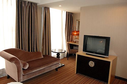 Отель Titan Times