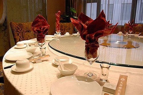 Отель Titan Times