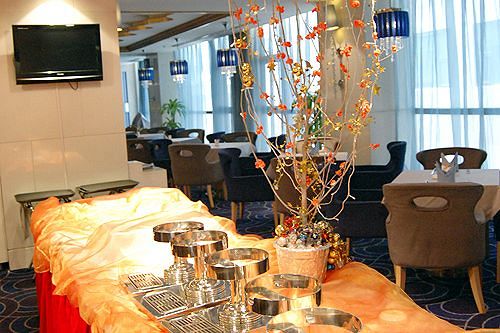 Отель Titan Times