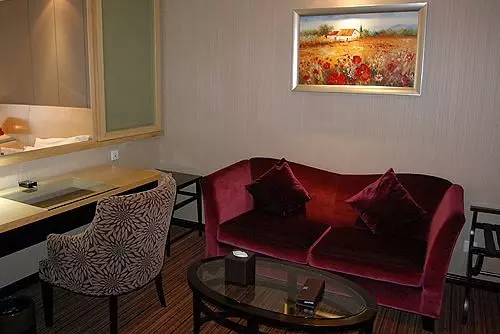 בית מלון כפרי Titan Times