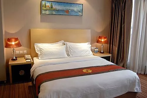 בית מלון כפרי Titan Times