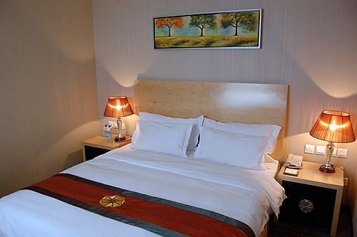 Отель Titan Times