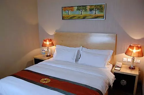 בית מלון כפרי Titan Times