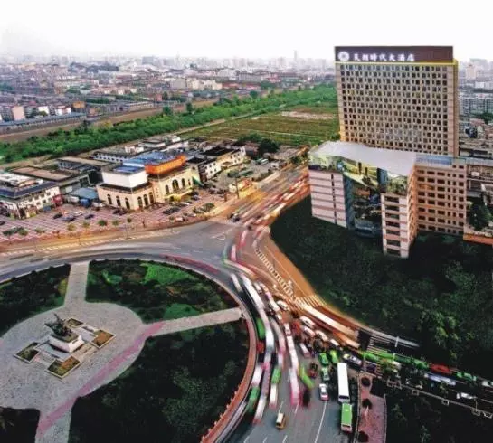 בית מלון כפרי Titan Times