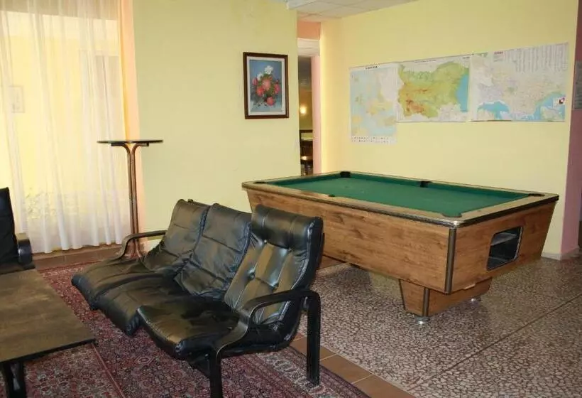 בית מלון כפרי Varshava