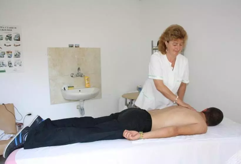 בית מלון כפרי Varshava