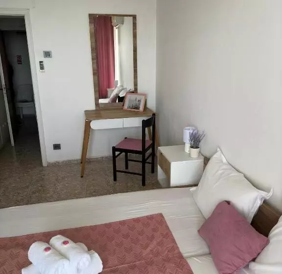 בית מלון כפרי Varshava