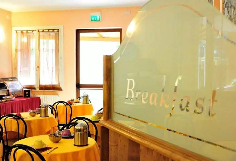 ホテル Villa Molinari