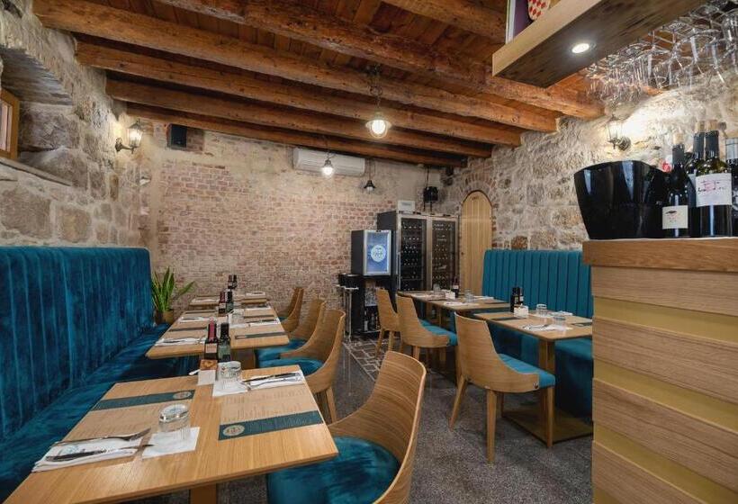 Villa Matejuska Heritage