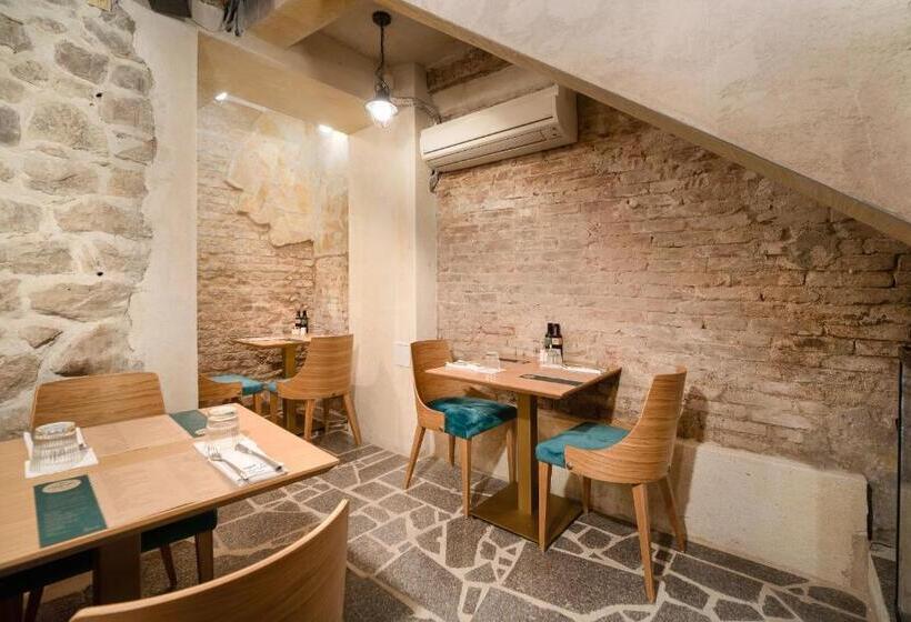 Villa Matejuska Heritage