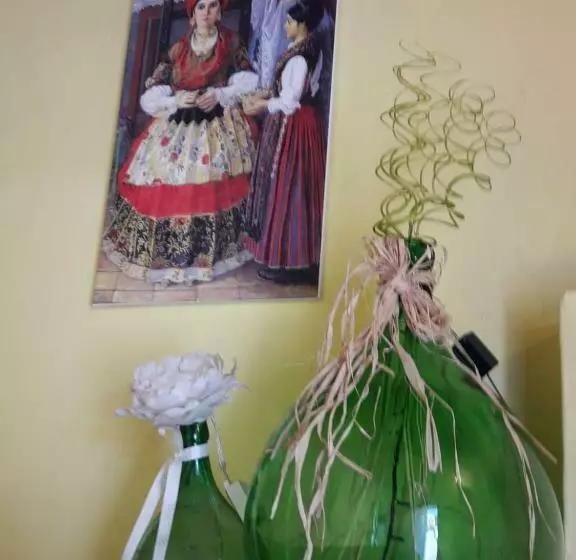 تختخواب و صبحانه Affitti Brevi Tzia Licca