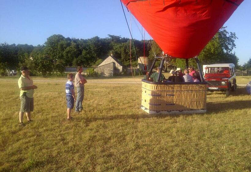 민박 Château De Salvert Appartement & Chambre D Hôtes