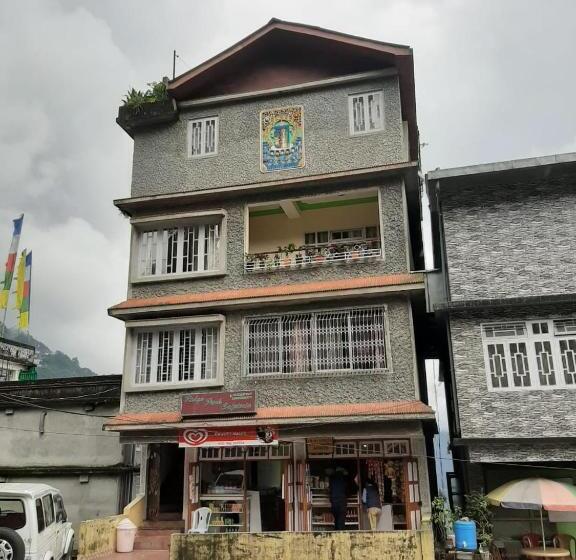 צימר Denzong Khim