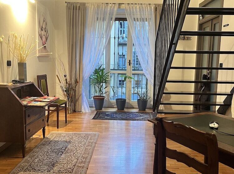 مبيت وإفطار Torino Chic