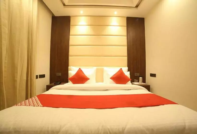 Hotel Status Inn