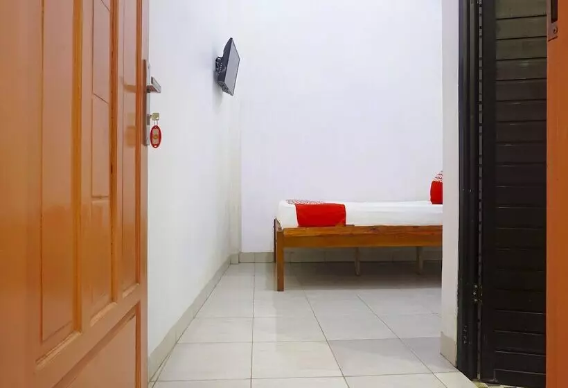 هتل Oyo 90111 Almeerah Homestay Syariah