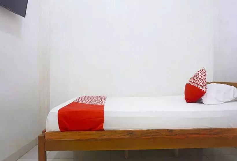 هتل Oyo 90111 Almeerah Homestay Syariah