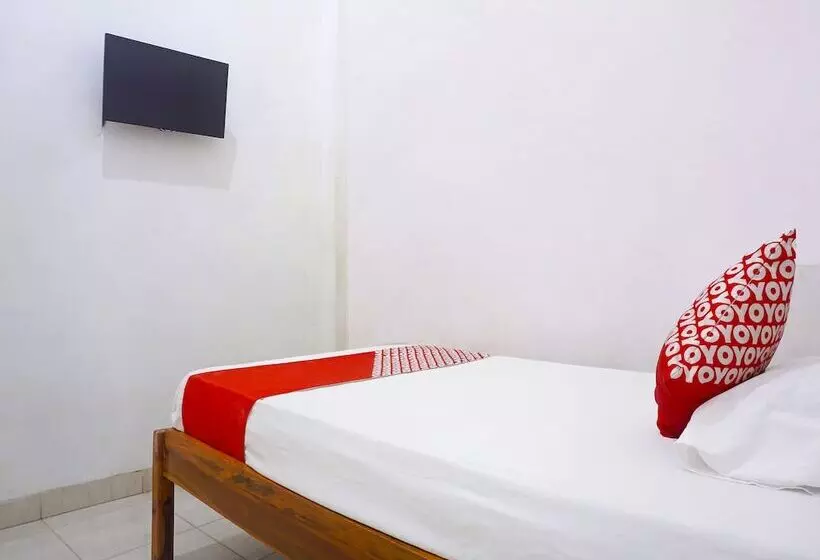هتل Oyo 90111 Almeerah Homestay Syariah