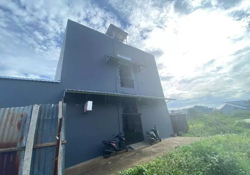 هتل Oyo 90111 Almeerah Homestay Syariah