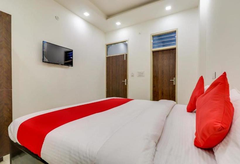 Otel Oyo Flagship 75888 Kd House