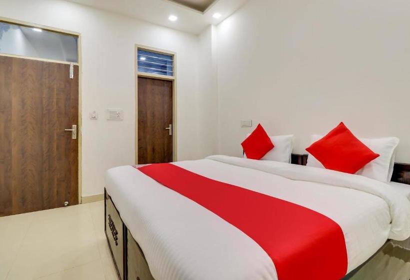 Otel Oyo Flagship 75888 Kd House