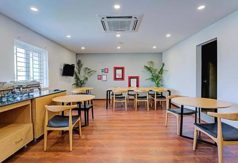 هتل Oyo Townhouse 74871 Thoraipakkam
