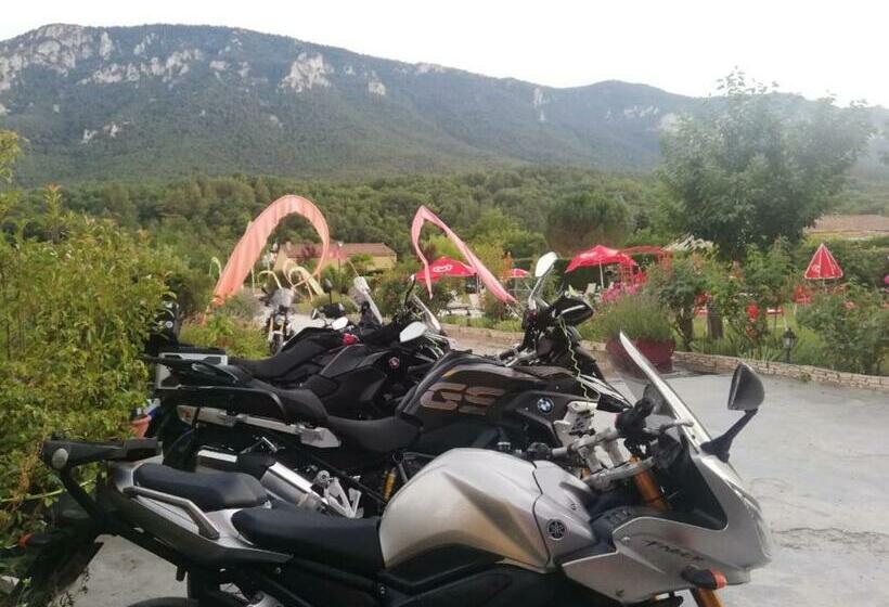Отель Restaurant Rose Des Pyrénées