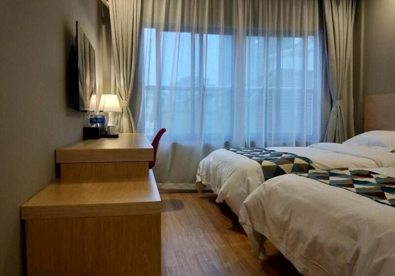 فندق Shell Shanghai New International Expo Center Fanghua Road Metro Station