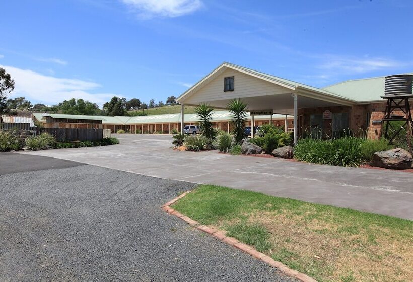 Отель Tuckerbox Motor Inn