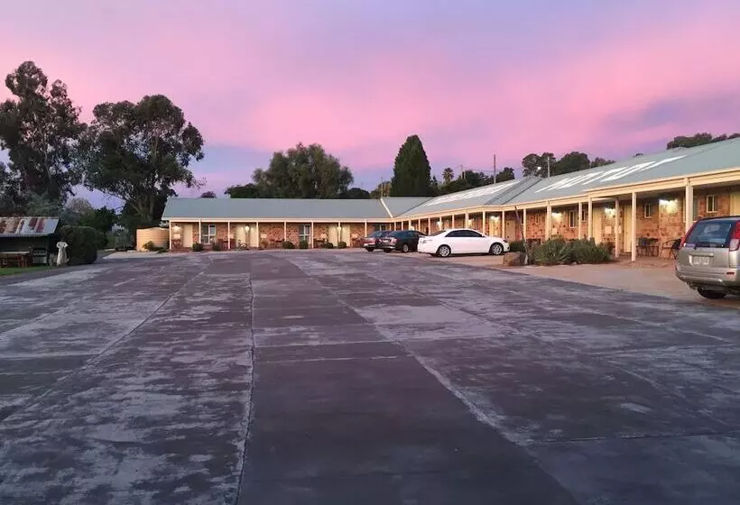 ホテル Tuckerbox Motor Inn