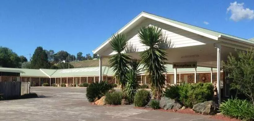 ホテル Tuckerbox Motor Inn