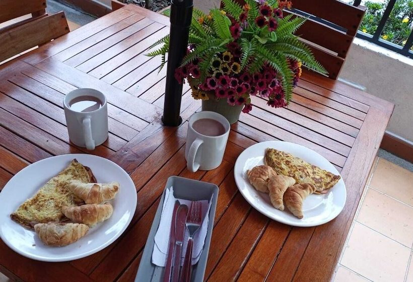 هاستل International Hotel Medellín