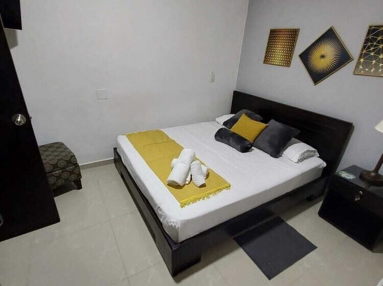 هاستل International Hotel Medellín