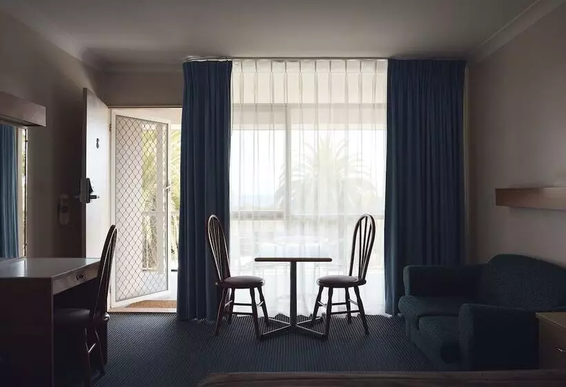 モーテル Holiday Lodge Motor Inn