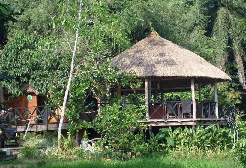 پانسیون Huma Terra Lodges