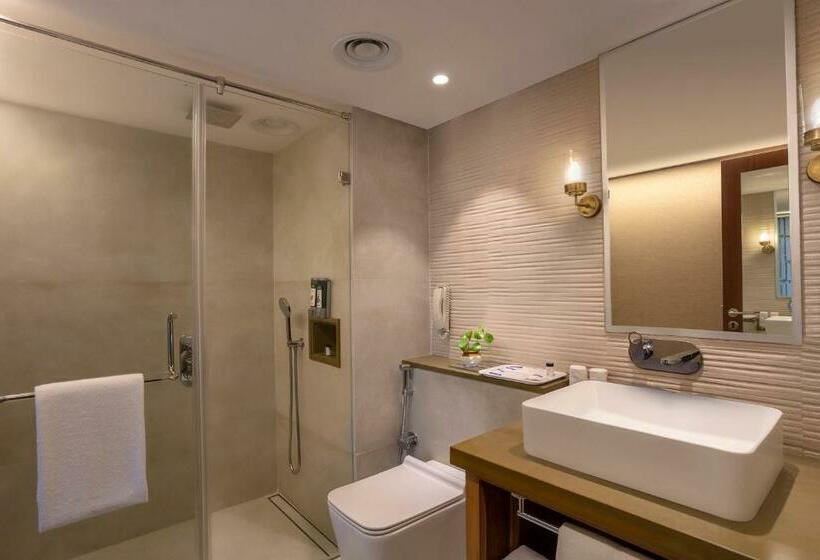 אתר נופש Estuary Sarovar Premiere Poovar Island