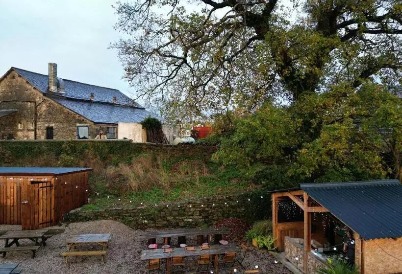 Retkeilymaja The Derby Arms Witherslack