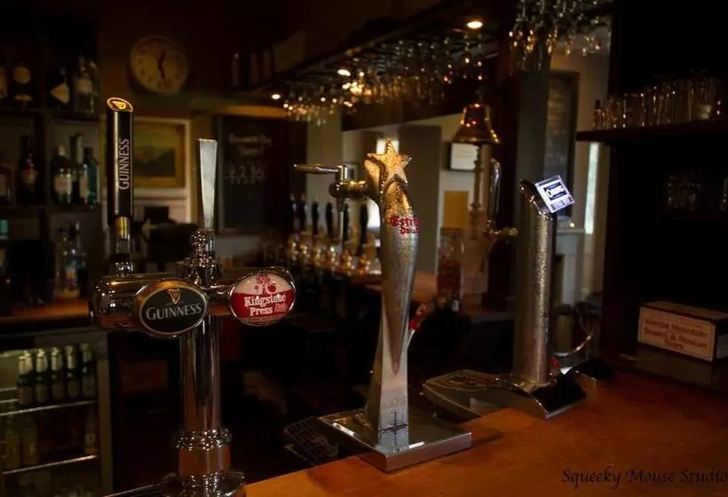 Retkeilymaja The Derby Arms Witherslack