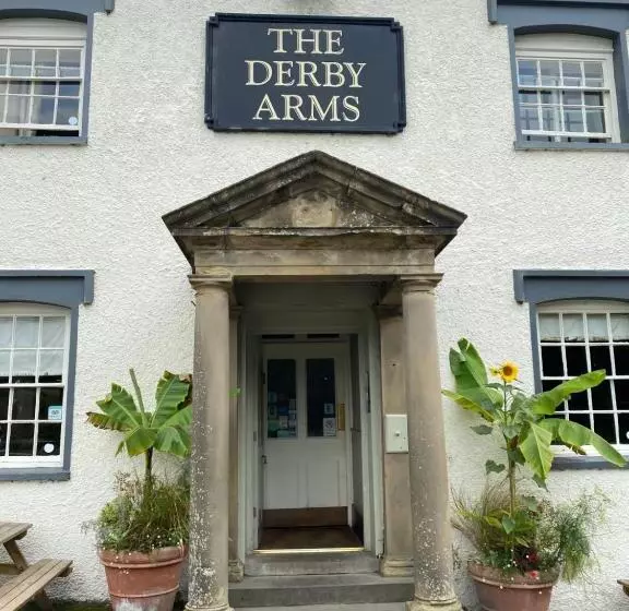 Retkeilymaja The Derby Arms Witherslack