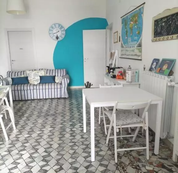 تختخواب و صبحانه Maison De Revel