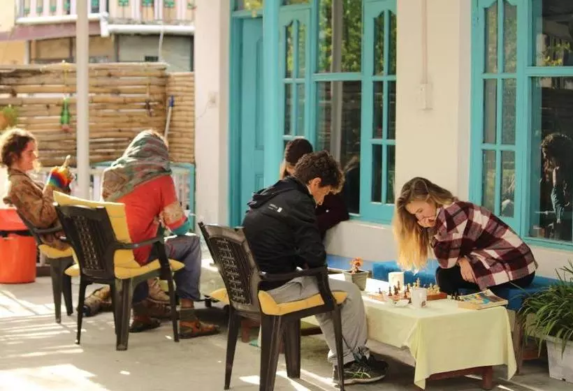 Hostel Triangle Folks, Mcleodganj
