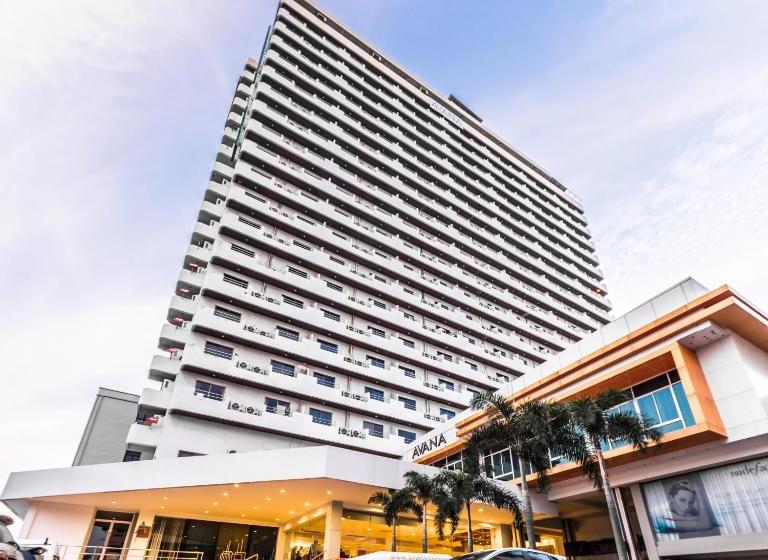 Avana Hotel And Convention Centre