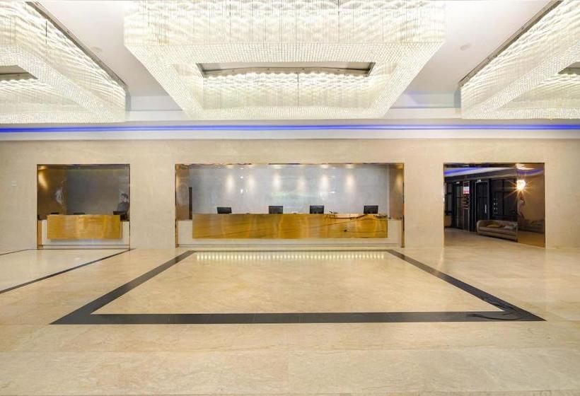 Avana Hotel And Convention Centre