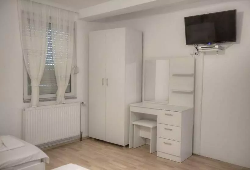 پانسیون Guest House Prishtine